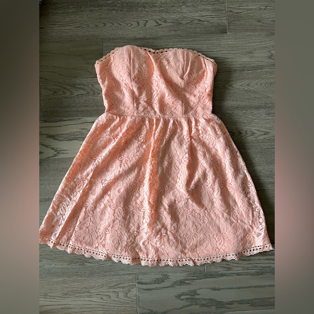 Strapless lace dress Size small